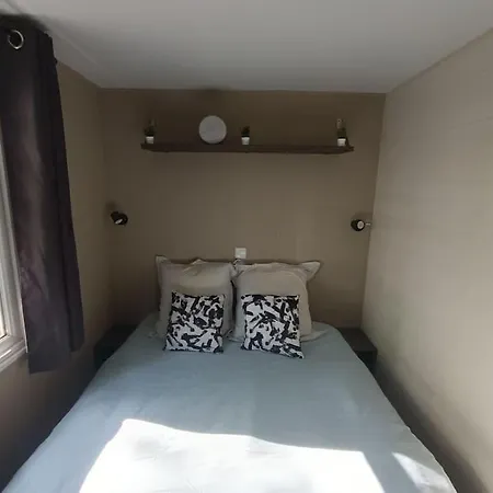 Mobil-home, 3 Ch , 6 Personnes 800cr Дом отдыха Le Pont Leger