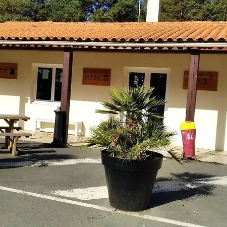 Mobil-home, 3 Ch , 6 Personnes 800cr *