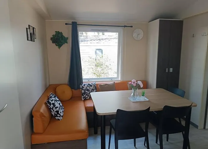 Mobil-home, 3 Ch , 6 Personnes 800cr *